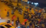 开云体育app-越南U23夺季军后：国内彻夜沸腾，深夜街头摩的穿梭，喇叭声轰鸣